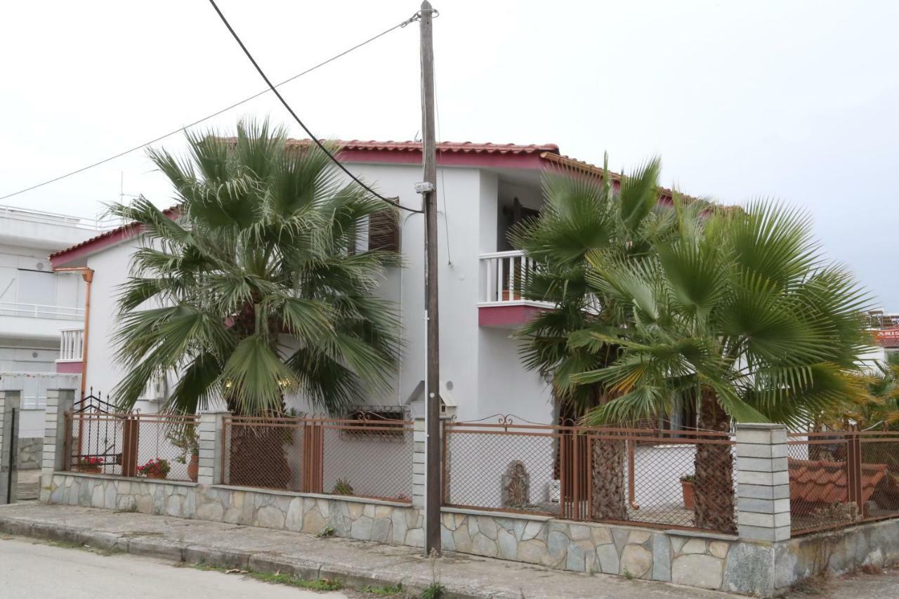 Villa Christie Keramoti  Exterior photo